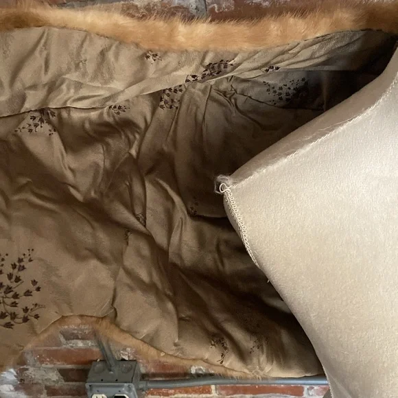 Conrad & Chandler Vintage 60's Brown Beige Mink Stole Cap Wrap - Picture 4 of 8